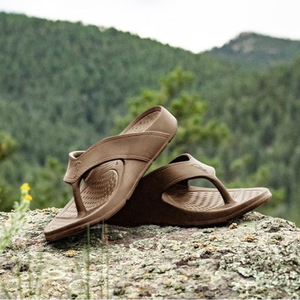 NUUSOL Unisex Cascade Flip Flops